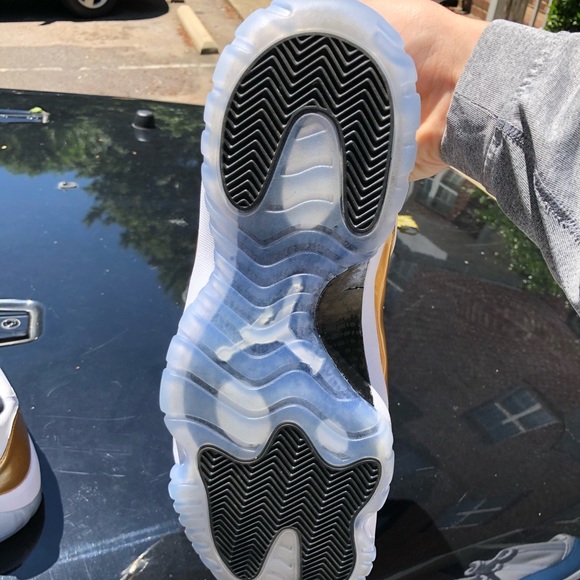 Jordan 11 Retro Low Closing Ceremony - Picture 5 of 5